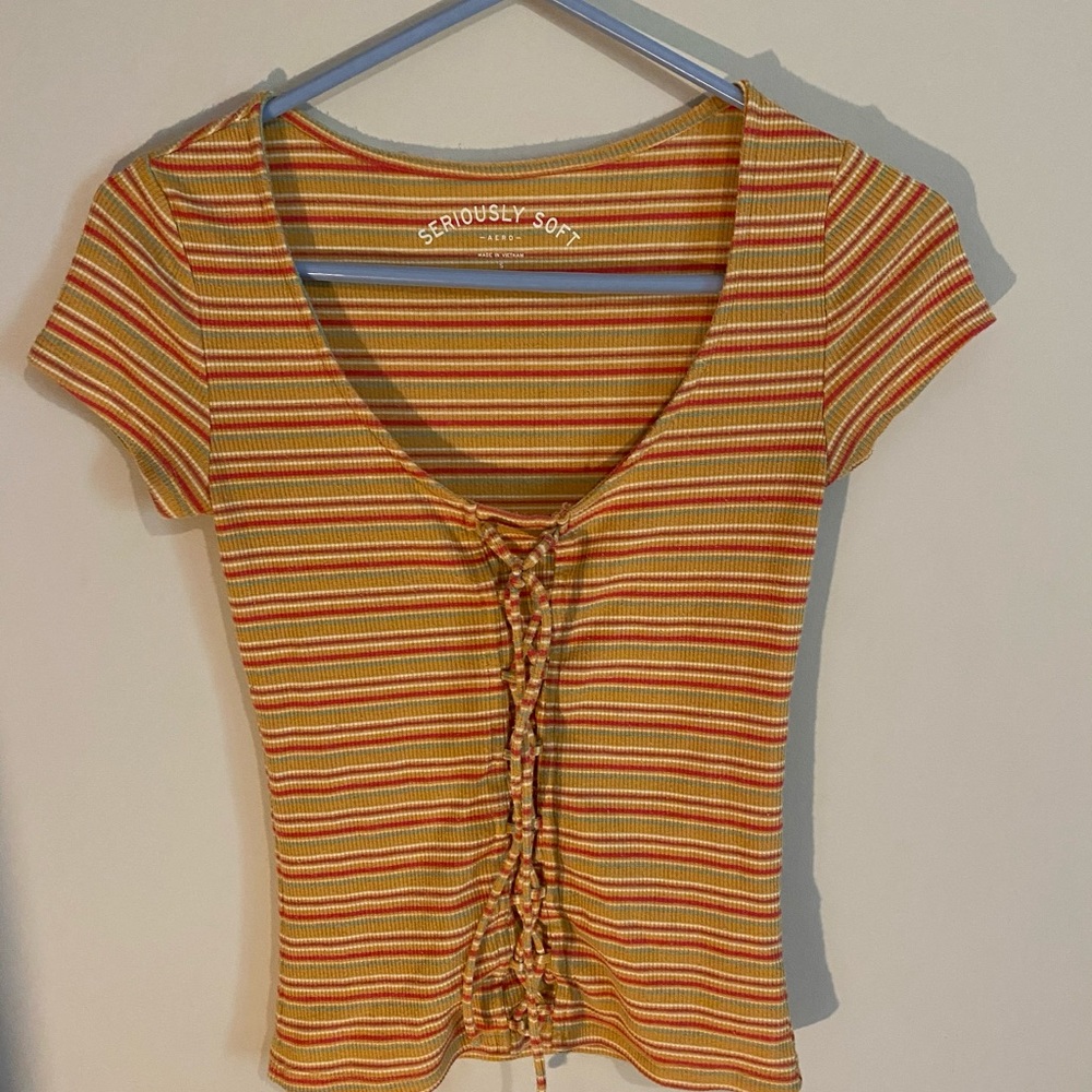 Multicolor, striped, fitted tee